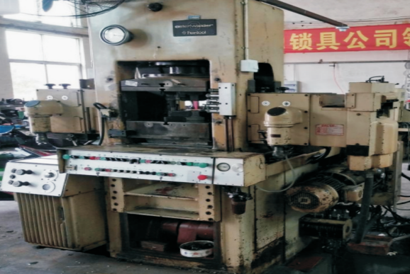 武漢精沖零部件